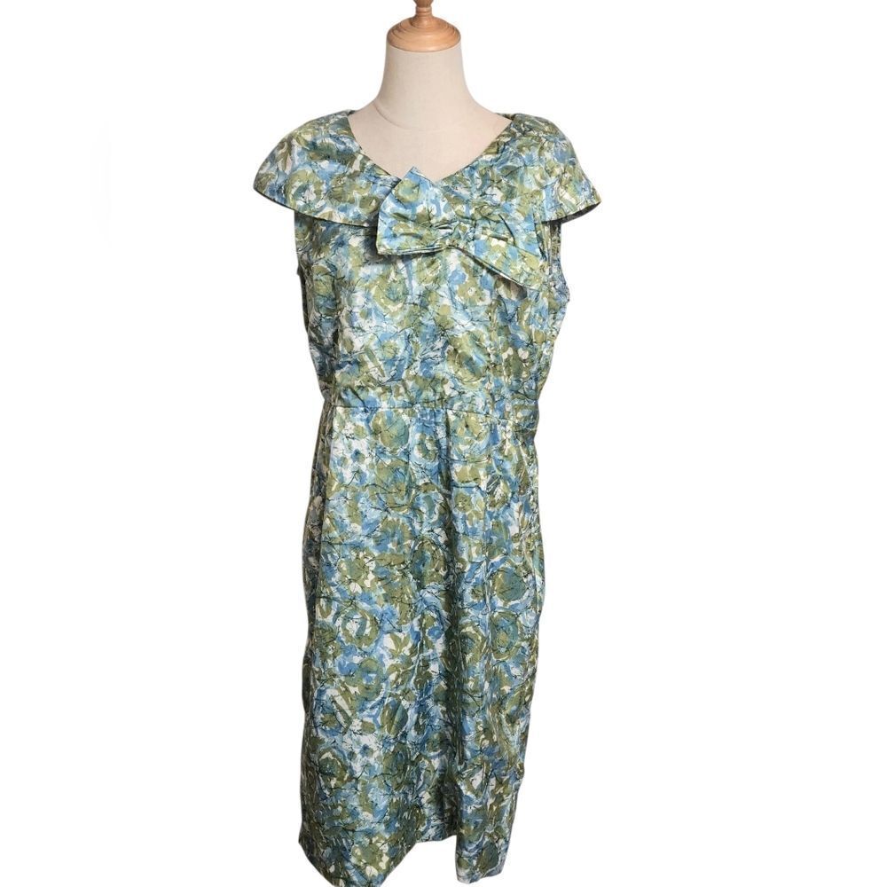 Vintage Floral Green and Blue Bow Dress